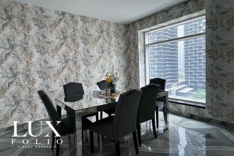 Купить квартиру в The Lofts, Даунтаун Дубай (Даунтаун Бурдж Дубай), Дубай: 2 спальни, 133м², № 45573 - фото 1