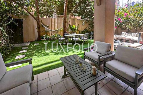 Apartamento en Old Town, Dubai, 2 dormitorios, 251 m², № 45582 - foto 3