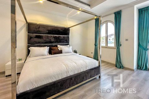 Villa à Palm Jumeirah, Dubai, 4 chambres, 465 m², № 13467 - photo 18