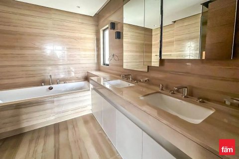 فيلا في دبي 5 غرف نوم , 375.4 م² رقم 70406 - صورة 8