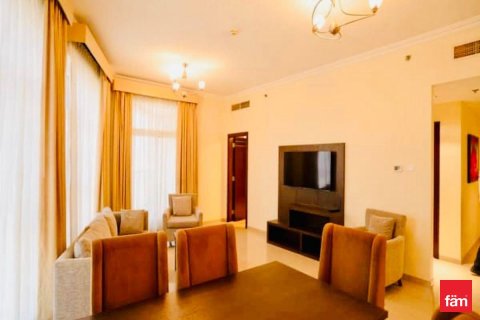 Снять в аренду квартиру в Arjan, Дубай: 3 спальни, 187.1м², № 70415 - фото 1