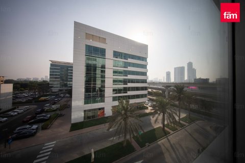 Снять в аренду офис в Sheikh Zayed Road, Дубай: 700.9м², № 52327 - фото 5