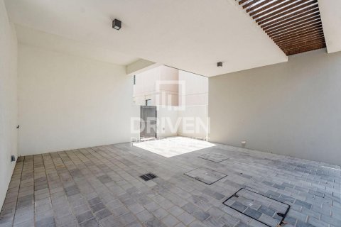Villa en Arabian Ranches 3, Dubai, 3 dormitorios, 420.01 m², № 129810 - foto 14