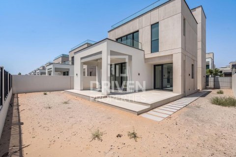 Villa en Arabian Ranches 3, Dubai, 3 dormitorios, 420.01 m², № 129810 - foto 12