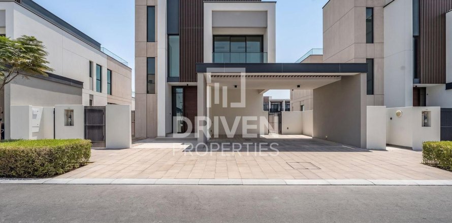 Villa en Arabian Ranches 3, Dubai, 3 dormitorios, 420.01 m², № 129810
