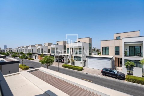Villa en Arabian Ranches 3, Dubai, 3 dormitorios, 420.01 m², № 129810 - foto 10
