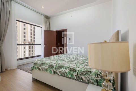 Apartment in Sadaf, Jumeirah Beach Residence, Dubai 2 bedrooms, 131.64 sq.m. № 129811 - photo 16