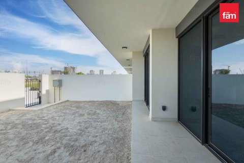 Townhouse in Town Square, Dubai 4 bedrooms, 173.9 sq.m. № 58419 - photo 2
