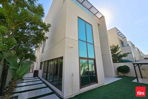 Villa à Meydan, Dubai, 6 chambres, 512 m², № 58409 - photo 1