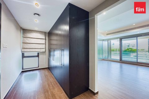 Villa in Meydan, Dubai 6 bedrooms, 512 sq.m. № 58409 - photo 24