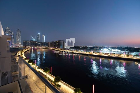 Apartamento en Al Wasl, Dubai, 3 dormitorios, 174 m², № 73995 - foto 3