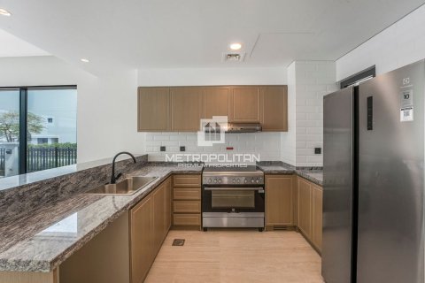 Купить таунхаус в Damac Lagoons, Дубай: 5 спален, 288м², № 73987 - фото 3