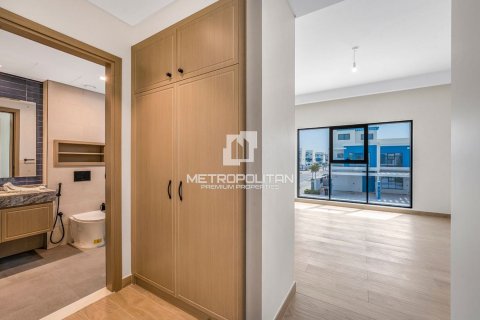 Купить таунхаус в Damac Lagoons, Дубай: 5 спален, 288м², № 73987 - фото 8