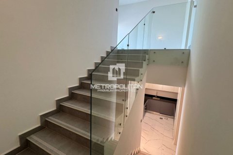 Adosado en Mohammed Bin Rashid City, Dubai, 4 dormitorios, 261 m², № 73993 - foto 18