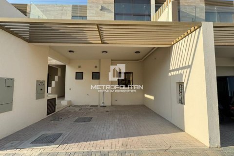 Adosado en Mohammed Bin Rashid City, Dubai, 4 dormitorios, 261 m², № 73993 - foto 3