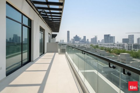 Apartment in Dubai 2 bedrooms, 110.3 sq.m. № 60217 - photo 1