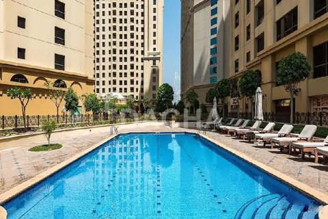 Apartment in Shams, Jumeirah Beach Residence, Dubai 2 bedrooms, 128 sq.m. № 133266 - photo 3