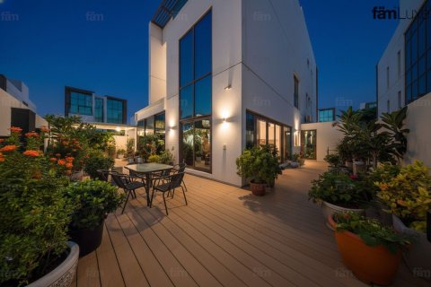 Villa à Meydan, Dubai, 6 chambres, 519.8 m², № 133271