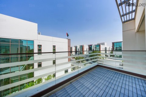 Villa à Meydan, Dubai, 6 chambres, 519.8 m², № 133271 - photo 17