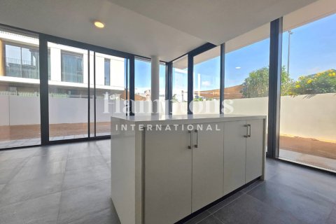 Villa à Arabian Ranches 3, Dubai, 5 chambres, 329.99981727 m², № 99753 - photo 17