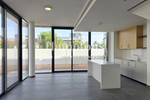 Villa à Arabian Ranches 3, Dubai, 5 chambres, 329.99981727 m², № 99753 - photo 4