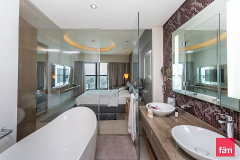 Apartment in Business Bay, Dubai 3 bedrooms, 162 sq.m. № 69604 - photo 21