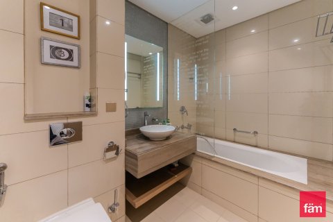 Apartment in Business Bay, Dubai 3 bedrooms, 162 sq.m. № 69604 - photo 22