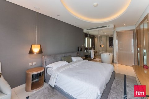 Apartment in Business Bay, Dubai 3 bedrooms, 162 sq.m. № 69604 - photo 16