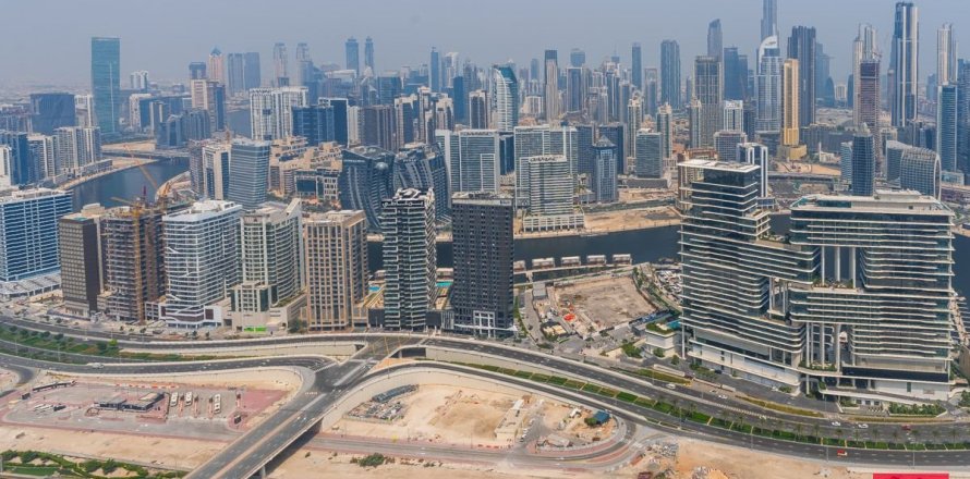 Apartment in Business Bay, Dubai 3 bedrooms, 162 sq.m. № 69604