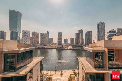 Apartment in Business Bay, Dubai 2 bedrooms, 127.8 sq.m. № 69660 - photo 21