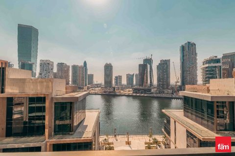 Apartment in Business Bay, Dubai 2 bedrooms, 127.8 sq.m. № 69660 - photo 22