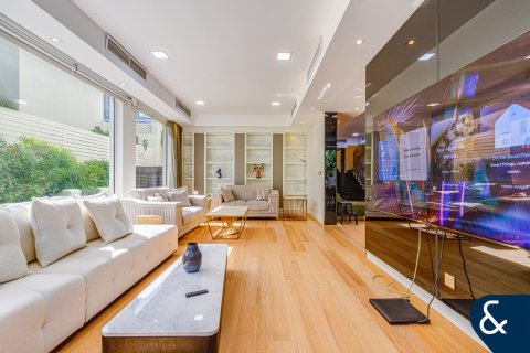 فيلا في Meadows, دبي 5 غرف نوم , 360 م² رقم 75917 - صورة 4