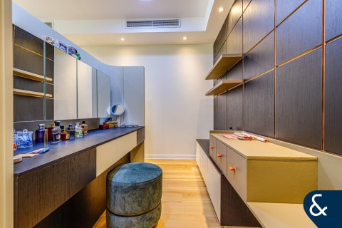 فيلا في Meadows, دبي 5 غرف نوم , 360 م² رقم 75917 - صورة 21