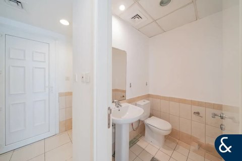 Villa à Springs 15, The Springs, Dubai, 2 chambres, 167 m², № 75915 - photo 15