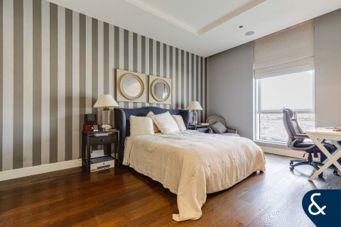 Купить квартиру в Tiara Residences, Пальма Джумейра, Дубай: 3 спальни, 211м², № 75916 - фото 24