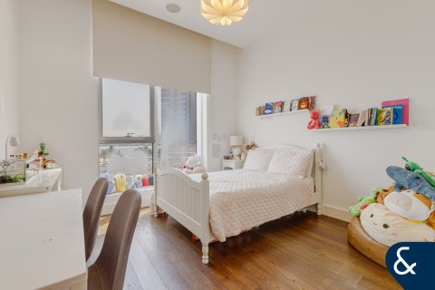 Купить квартиру в Tiara Residences, Пальма Джумейра, Дубай: 3 спальни, 211м², № 75916 - фото 18