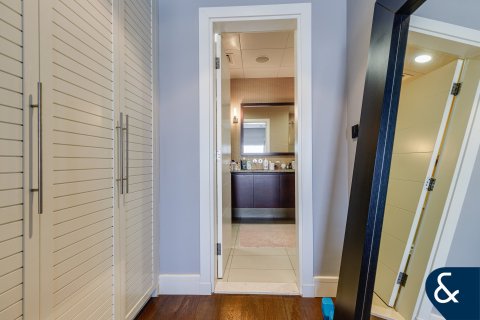 Купить квартиру в Tiara Residences, Пальма Джумейра, Дубай: 3 спальни, 211м², № 75916 - фото 28