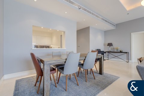 Купить квартиру в Tiara Residences, Пальма Джумейра, Дубай: 3 спальни, 211м², № 75916 - фото 10