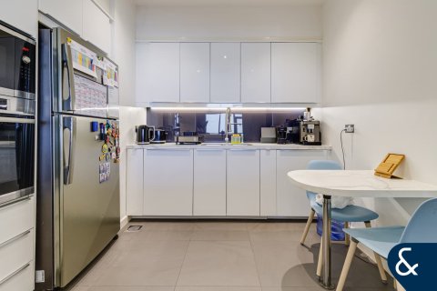 Купить квартиру в Tiara Residences, Пальма Джумейра, Дубай: 3 спальни, 211м², № 75916 - фото 14