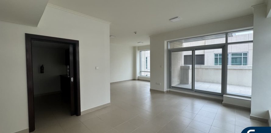 Apartment in BURJ VIEWS in Downtown Dubai (Downtown Burj Dubai), Dubai 2 bedrooms, 215 sq.m. № 99196