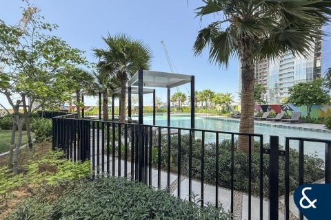 Apartment in Sheikh Zayed Road, Dubai 2 bedrooms, 75 sq.m. № 99190 - photo 13