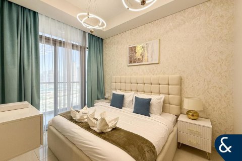 Apartment in Sheikh Zayed Road, Dubai 2 bedrooms, 75 sq.m. № 99190