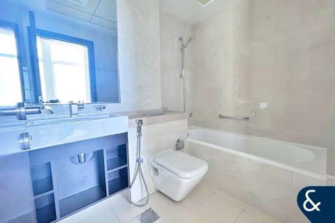 Apartamento en BOTANICA TOWER en Dubai Marina, Dubai, 1 dormitorio, 76 m², № 99194 - foto 10
