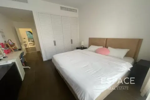 Apartment in Palm Jumeirah, Dubai 3 bedrooms, 222 sq.m. № 122803 - photo 6