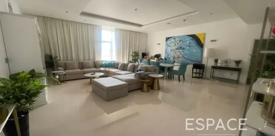 Apartment in Palm Jumeirah, Dubai 3 bedrooms, 222 sq.m. № 122803