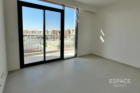 Townhouse in EMAAR South, Dubai South (Dubai World Central), Dubai 4 bedrooms, 231 sq.m. № 122799 - photo 19