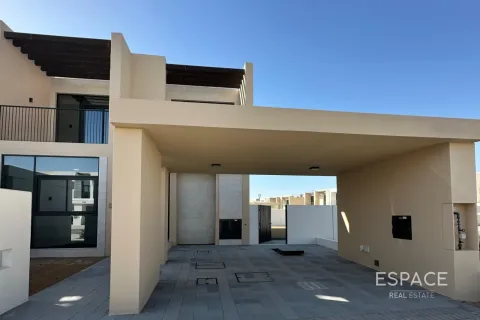 Townhouse in EMAAR South, Dubai South (Dubai World Central), Dubai 4 bedrooms, 231 sq.m. № 122799