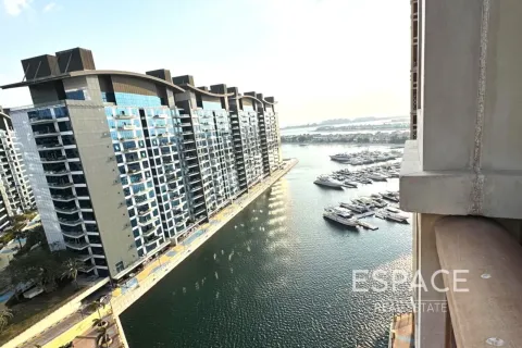 Apartment in Palm Jumeirah, Dubai 2 bedrooms, 165 sq.m. № 122802 - photo 11