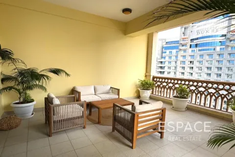 Apartment in Palm Jumeirah, Dubai 2 bedrooms, 165 sq.m. № 122802 - photo 13
