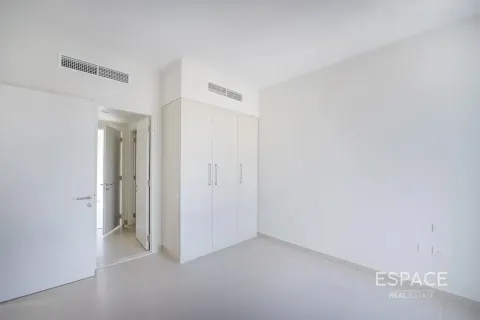 Villa in Dubai Hills Estate, Dubai 4 bedrooms, 229 sq.m. № 122712 - photo 5